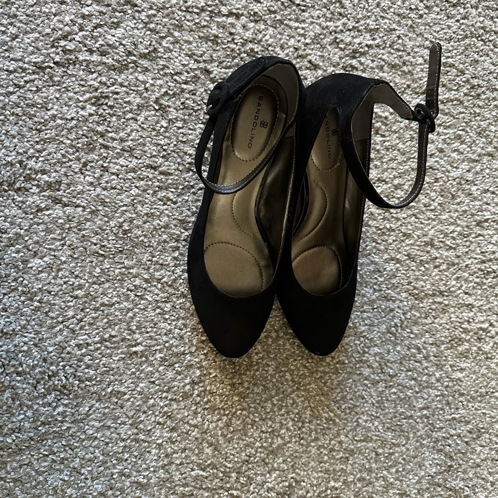 Bandolino Black Ankle Strap Heels
